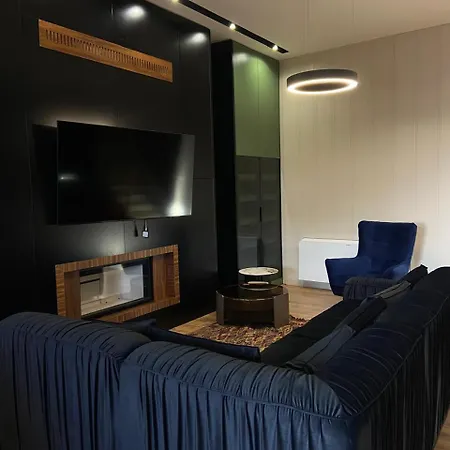 Villa 11 *